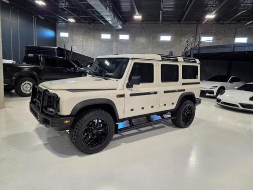 2025 INEOS Grenadier AWD