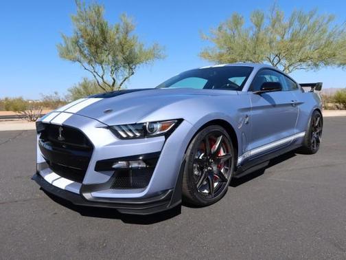 2022 Ford Shelby GT500 Base
