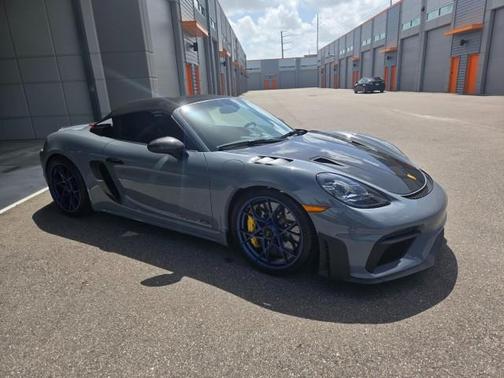 2025 Porsche 718 Spyder RS