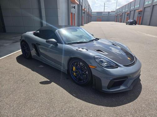 2025 Porsche 718 Spyder RS