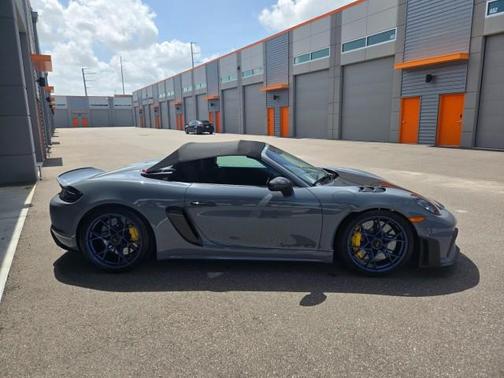 2025 Porsche 718 Spyder RS