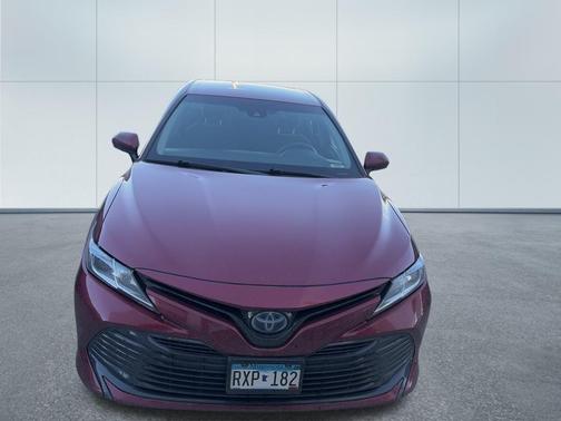 2018 Toyota Camry Hybrid LE