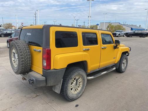 2006 Hummer H3 Base