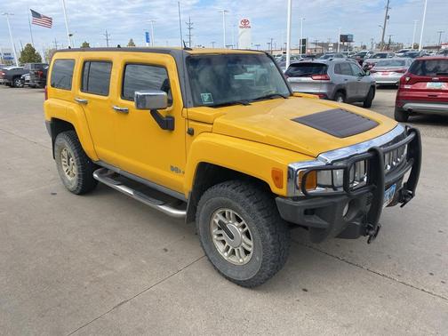2006 Hummer H3 Base
