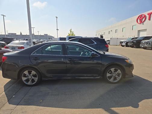 2014 Toyota Camry SE Sport