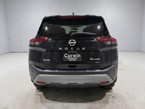 Super Black 2023 Nissan Rogue SL