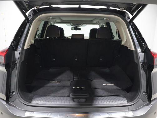 Super Black 2023 Nissan Rogue SL