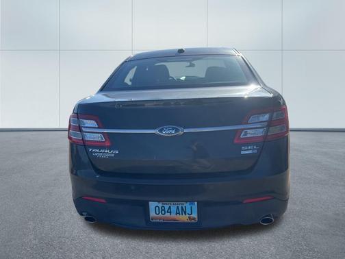 2014 Ford Taurus SEL