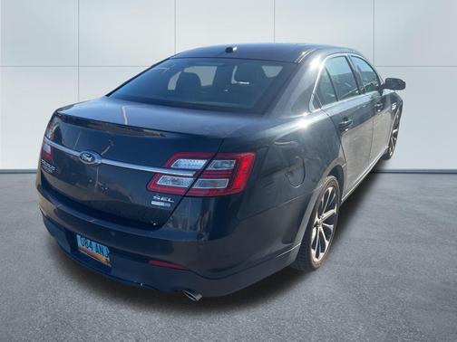 2014 Ford Taurus SEL