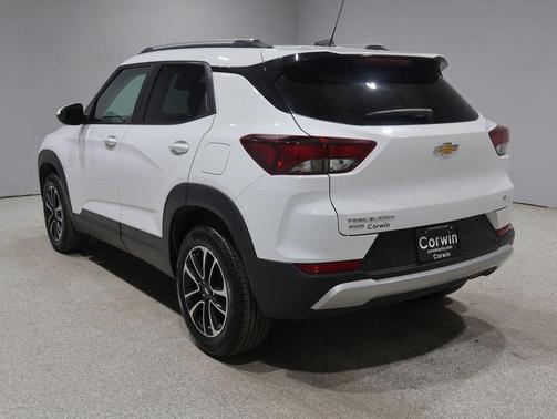 Summit White 2024 Chevrolet Trailblazer LT