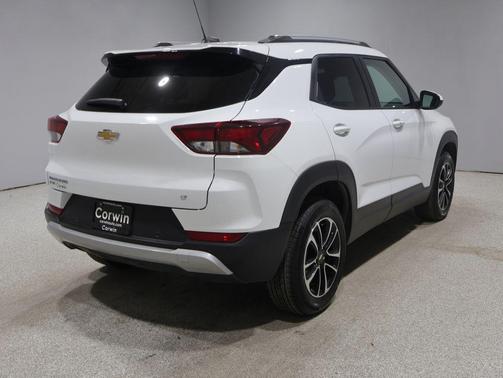 Summit White 2024 Chevrolet Trailblazer LT