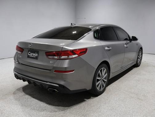 2019 Kia Optima EX