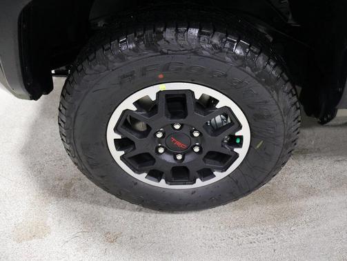 2025 Toyota Tacoma TRD Off-Road