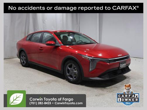 Currant Red 2025 Kia K4 LXS