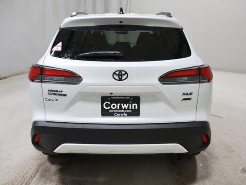 2026 Toyota Corolla Cross XLE