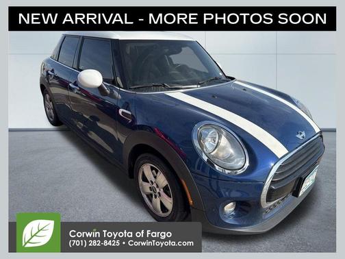 2016 MINI Hardtop Cooper