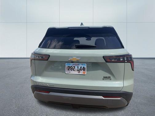 Cacti Green 2025 Chevrolet Equinox LT
