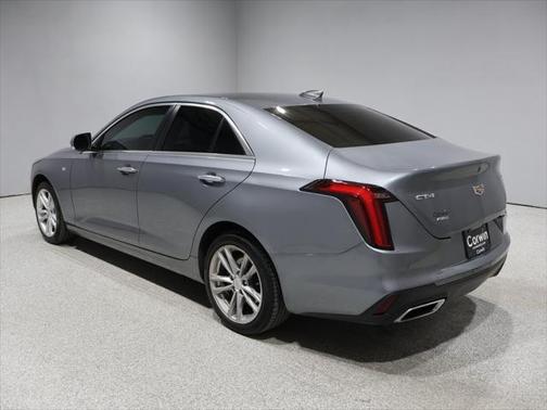 2022 Cadillac CT4 Luxury
