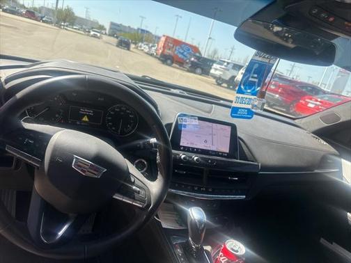 2022 Cadillac CT4 Luxury