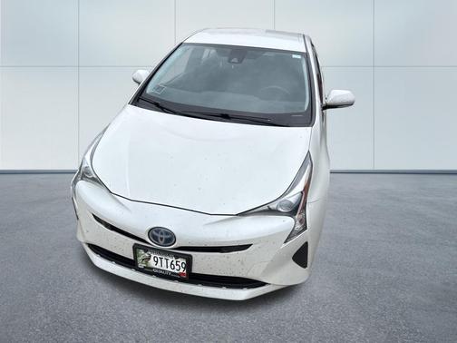 Blizzard Pearl 2018 Toyota Prius Two
