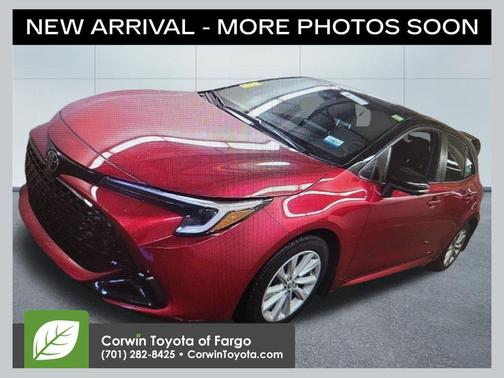 Finish Line Red/Midnight Black Metallic 2023 Toyota Corolla SE