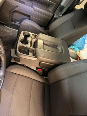 Summit White 2025 Chevrolet Silverado 1500 LT