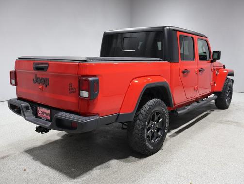 2022 Jeep Gladiator Willys 4x4