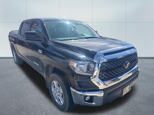 Midnight Black Metallic 2021 Toyota Tundra SR5