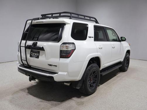 Super White 2019 Toyota 4Runner SR5