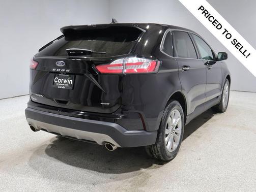 AGATE BLACK METALLIC 2024 Ford Edge Titanium