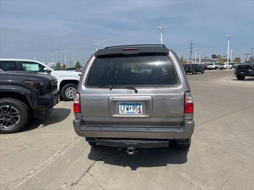 2002 Toyota 4Runner SR5