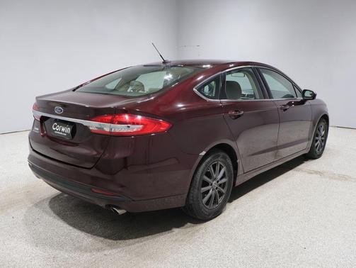 BURGUNDY VELVET 2017 Ford Fusion S