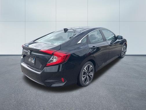 Black 2017 Honda Civic EX-T