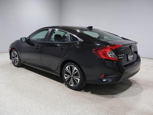 Black 2017 Honda Civic EX-T