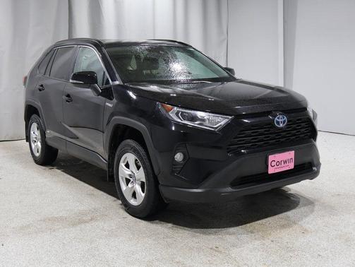 2021 Toyota RAV4 Hybrid XLE