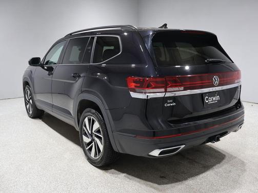2024 Volkswagen Atlas 2.0T SE w/Technology 4MOTION