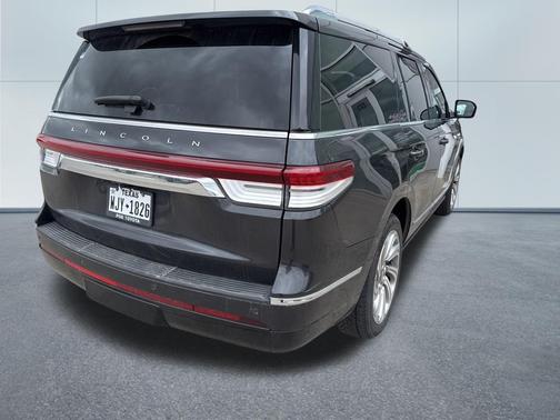 STARLIGHT GRAY METALLIC 2022 Lincoln Navigator Reserve