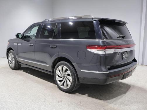 STARLIGHT GRAY METALLIC 2022 Lincoln Navigator Reserve