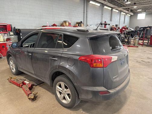Magnetic Gray Pearl 2013 Toyota RAV4 XLE