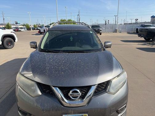 Gun Metallic 2016 Nissan Rogue SV