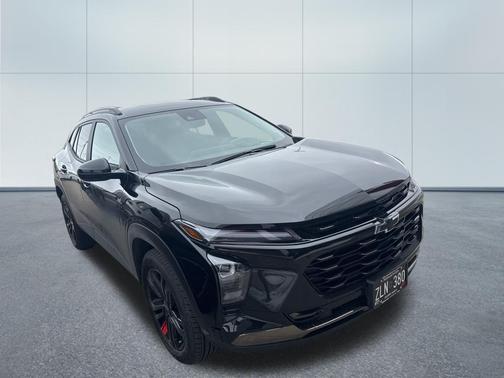 Mosaic Black Metallic 2025 Chevrolet Trax FWD ACTIV