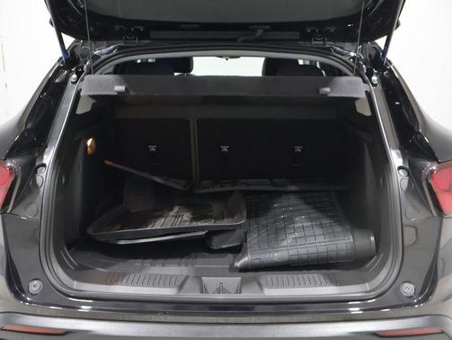 Mosaic Black Metallic 2025 Chevrolet Trax FWD ACTIV