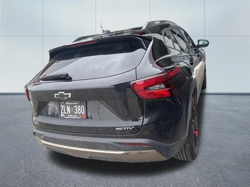 Mosaic Black Metallic 2025 Chevrolet Trax FWD ACTIV