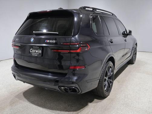 Black Sapphire Metallic 2026 BMW X7 M60i