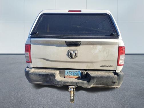 Bright White Clearcoat 2022 RAM 2500 Tradesman Crew Cab 4x4 8' Box