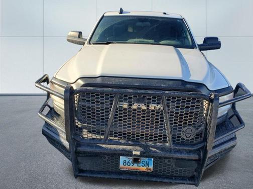 Bright White Clearcoat 2022 RAM 2500 Tradesman Crew Cab 4x4 8' Box