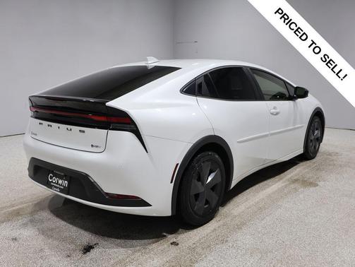 2023 Toyota Prius LE