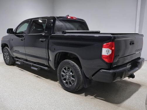 Midnight Black Metallic 2021 Toyota Tundra SR5