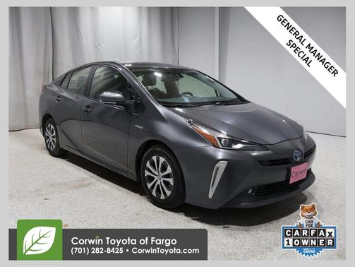 2022 Toyota Prius XLE