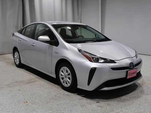 2021 Toyota Prius LE